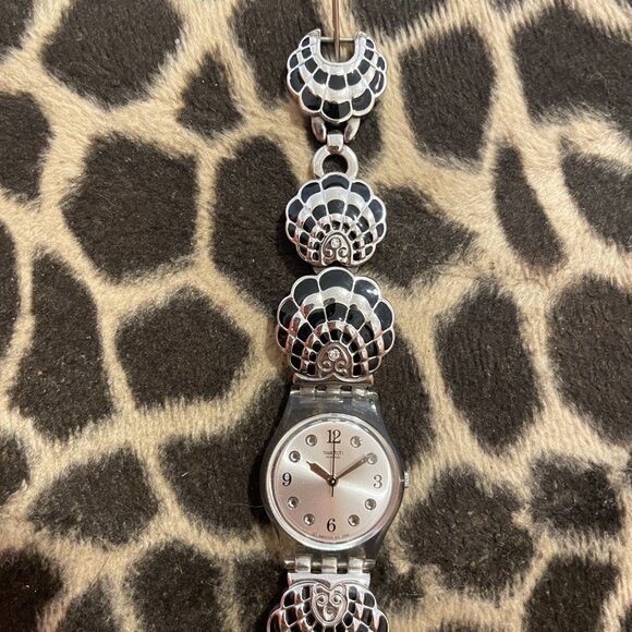 2007 Swatch • Ladies *LM130 REVUE STAR* • Great condition! Art Deco style! - Picture 3 of 5